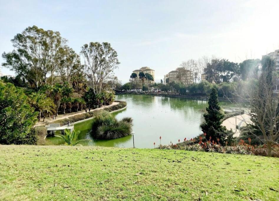 Apt Con Espectacular Vista, Piscinas, Recep 24 Hs Benalmadena Ngoại thất bức ảnh