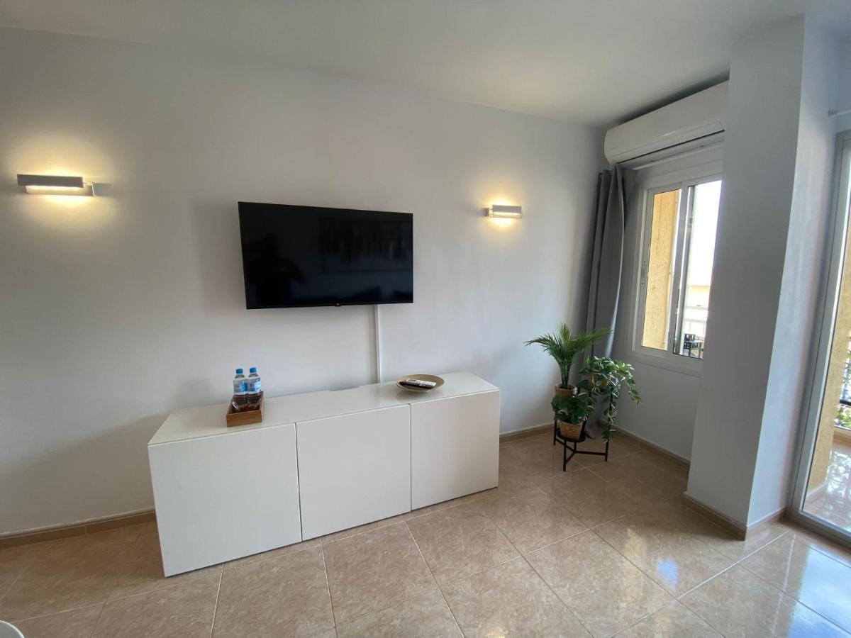 Apt Con Espectacular Vista, Piscinas, Recep 24 Hs Benalmadena Ngoại thất bức ảnh