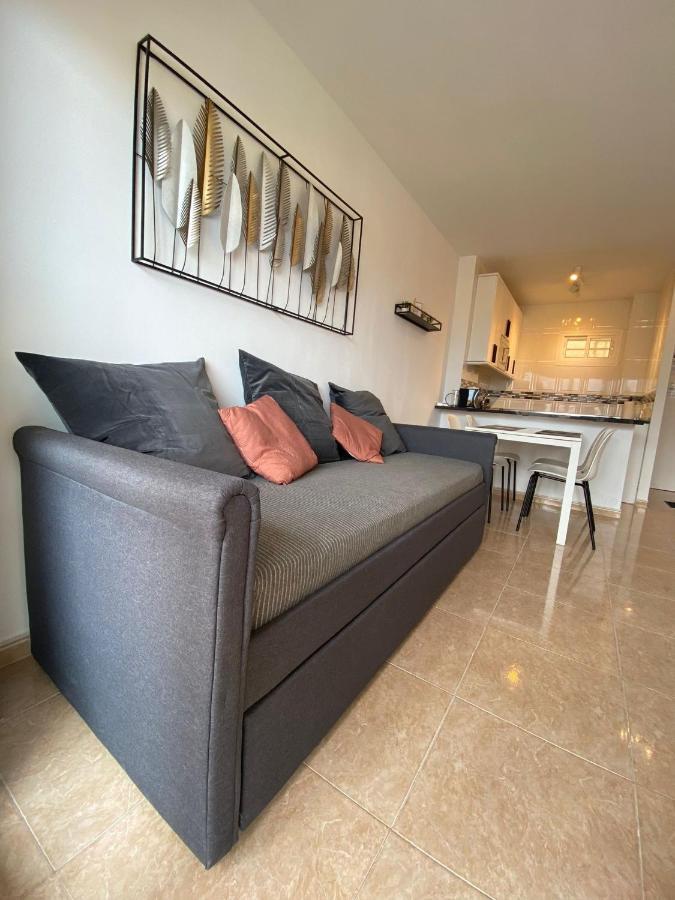 Apt Con Espectacular Vista, Piscinas, Recep 24 Hs Benalmadena Ngoại thất bức ảnh
