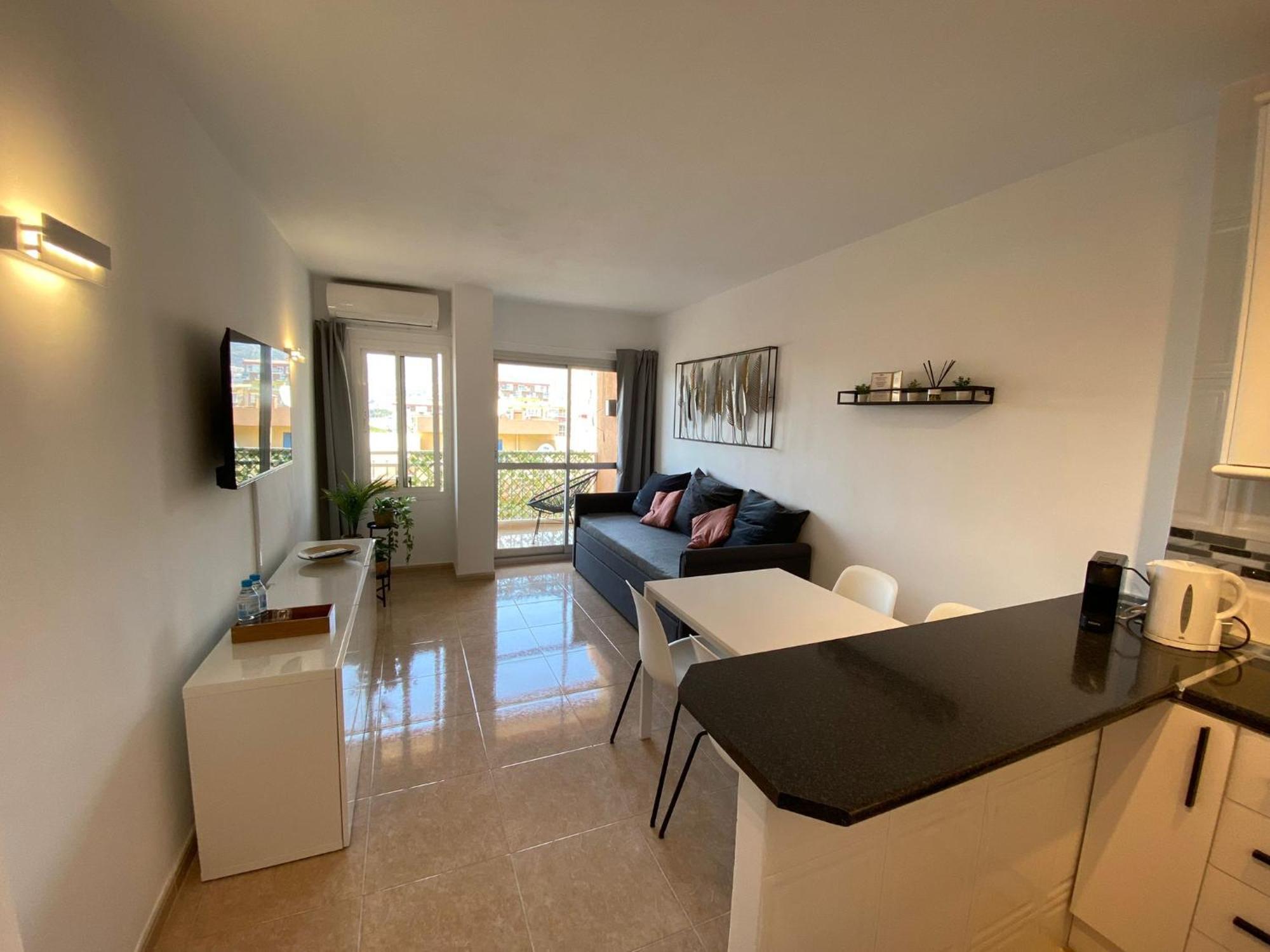 Apt Con Espectacular Vista, Piscinas, Recep 24 Hs Benalmadena Ngoại thất bức ảnh